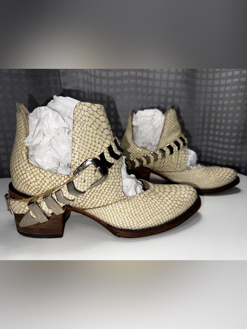 Freebird by Steven Blade Cream Snakeskin-Ankle Boots with Buckle SZ 7